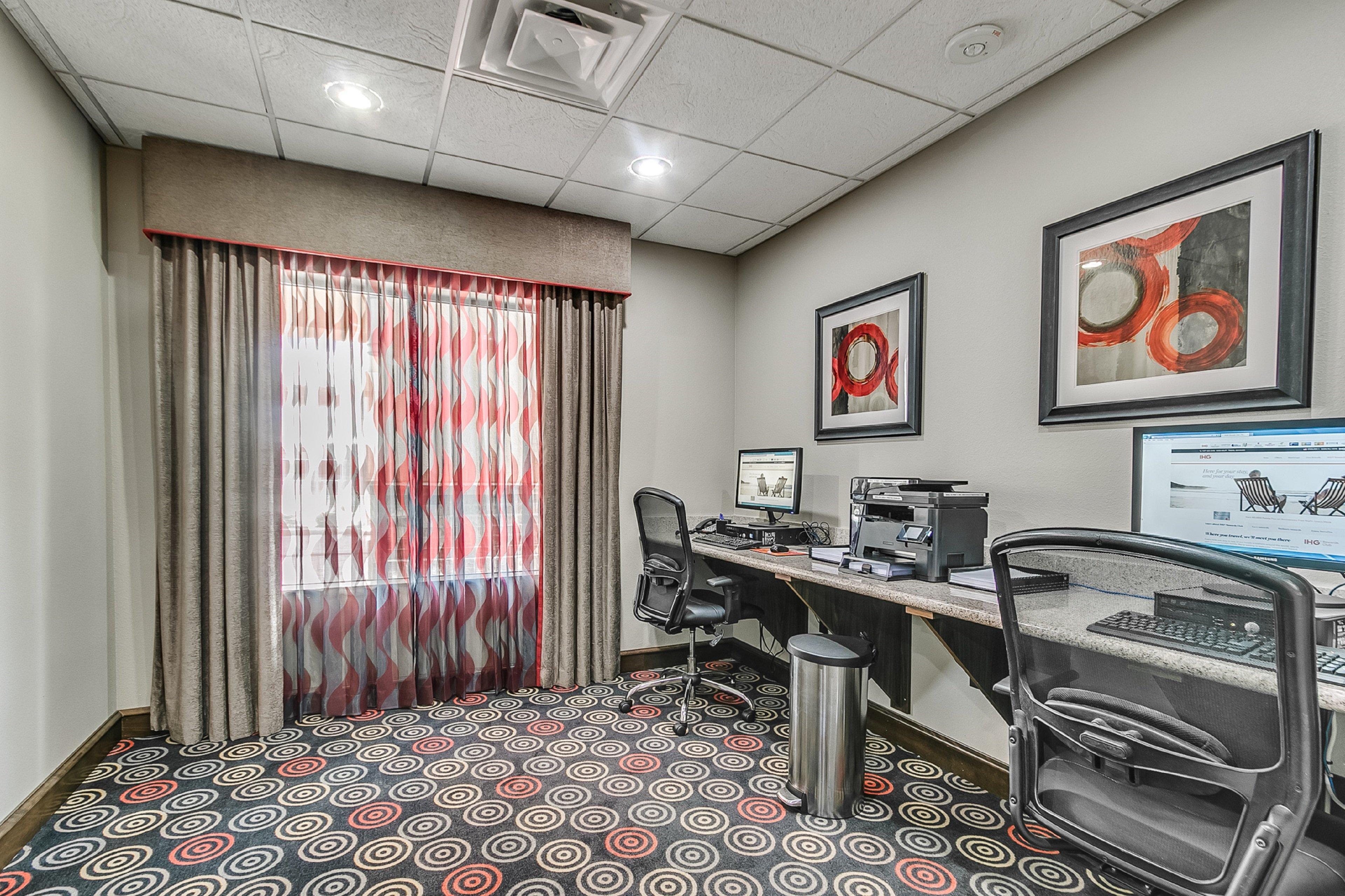Express And South By Ihg Lubbock