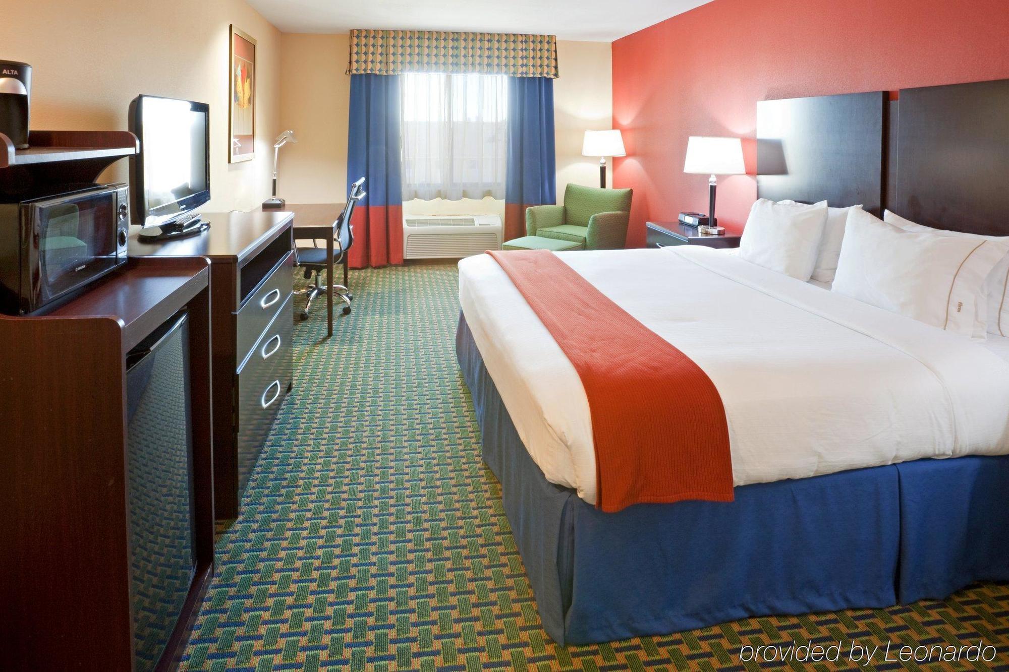Express And South By Ihg Lubbock
