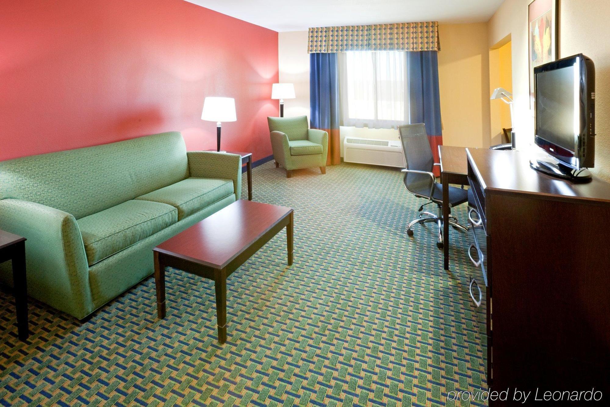 Express And South By Ihg 3* Lubbock
