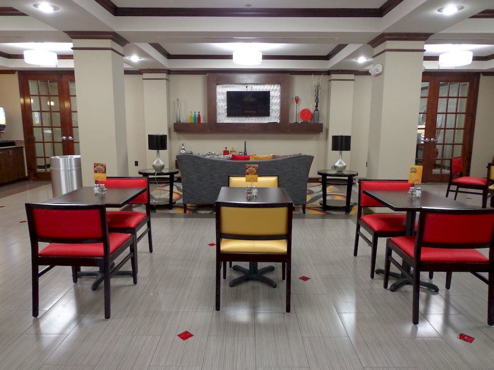Express And South By Ihg Hotel