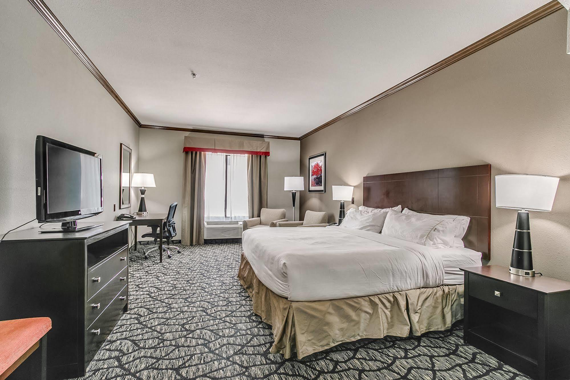 Hotel Express And South By Ihg 3*