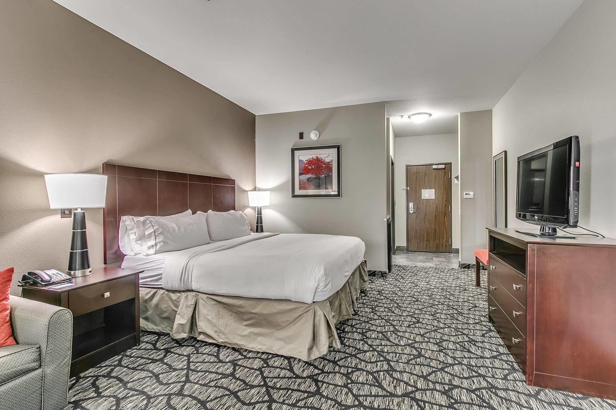 Hotel Express And South By Ihg Lubbock